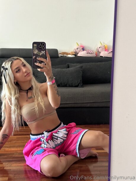 Emylee01 best model photos