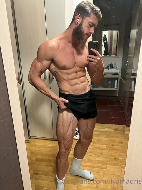 Ilyamadris pornographic star galleries