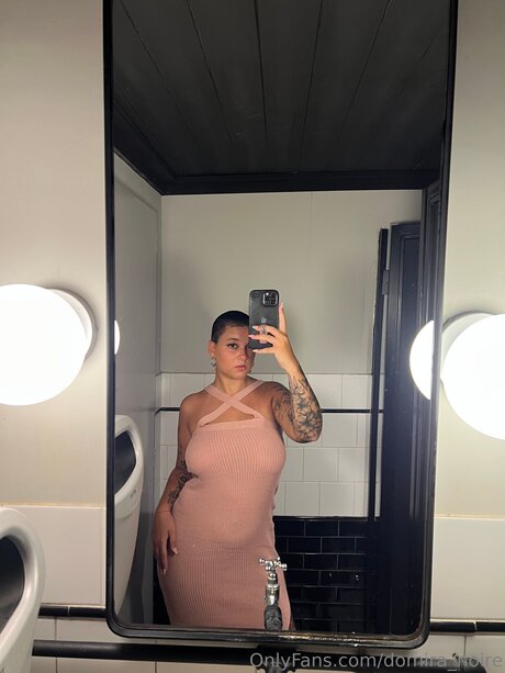 Domira Noire art model galleries