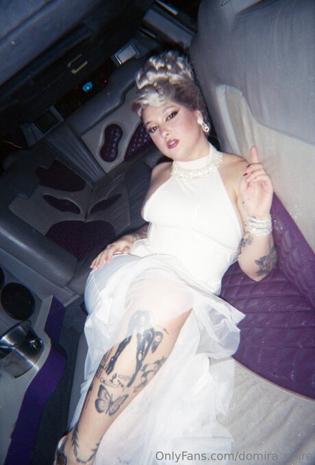 Domira Noire star nude image