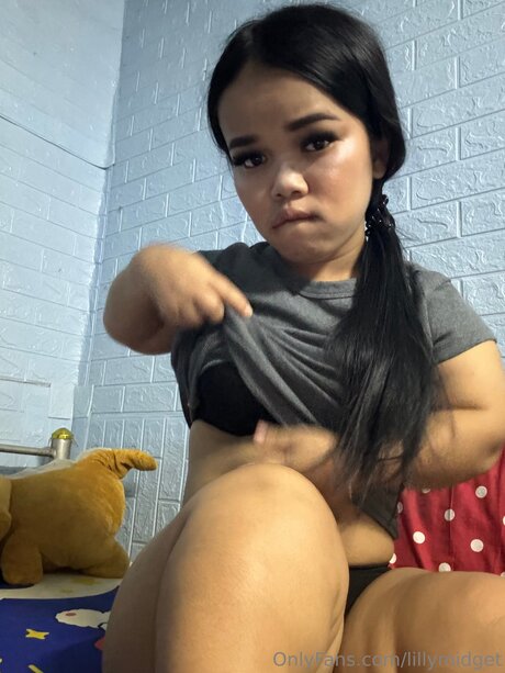 Lillymidget model hd pics