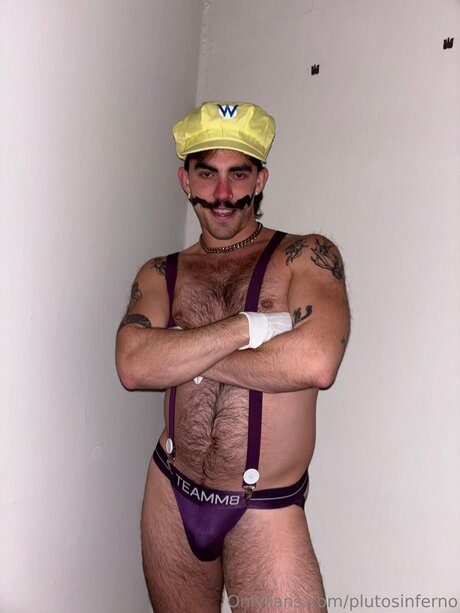 Plutosinferno model art photos