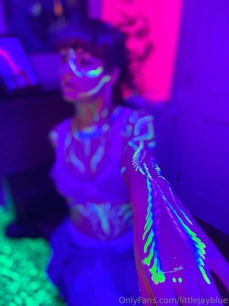 Littlejayblue naked model photos