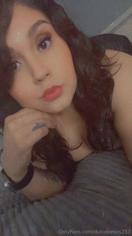 Dulcebesos233 hot model photo