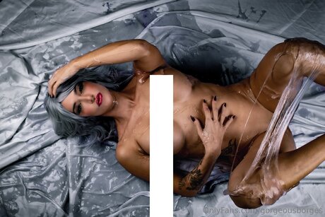 Gorgeousborges art actress pics