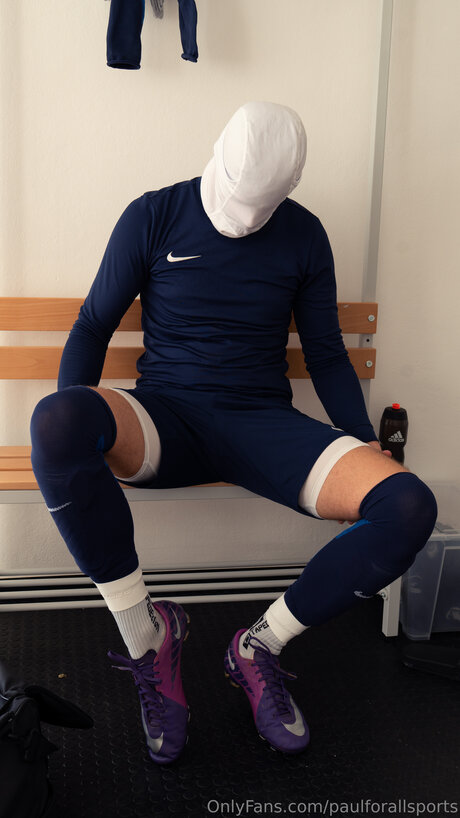 Paulforallsports model perfect img