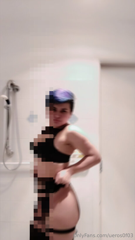 E E19 star sex photo