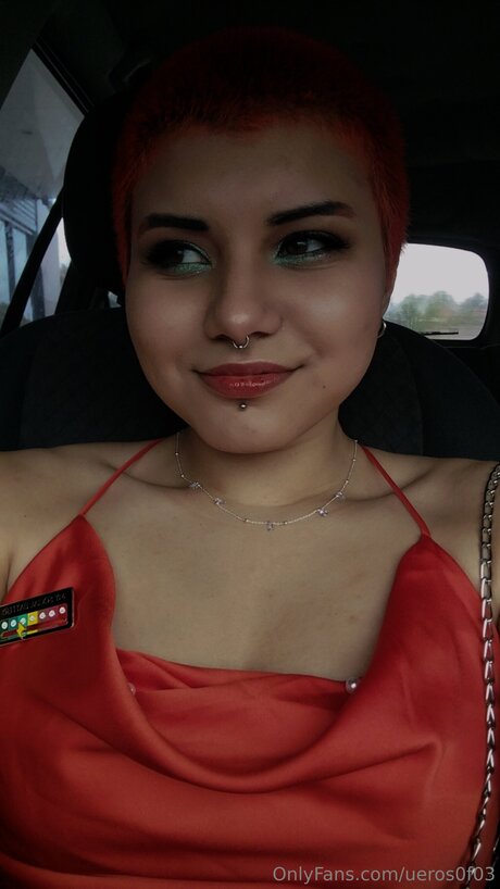 E E19 adult model gallery