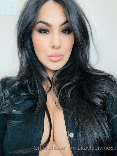 Makayladivine69 exclusive model photos