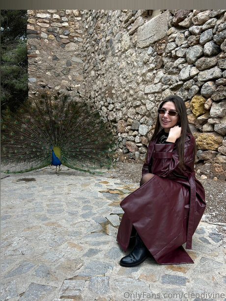 Cleodivine free model picture