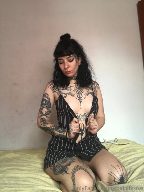 Rebekahrose Profile pic