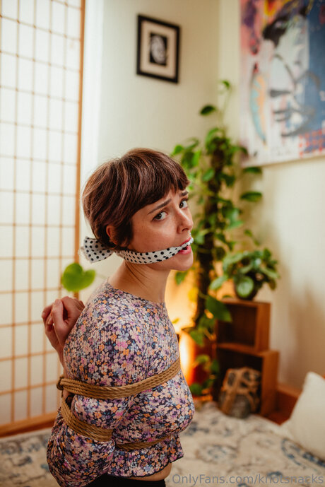 Knotsnacks model free image