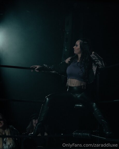 Zaraddluxe model beautiful images