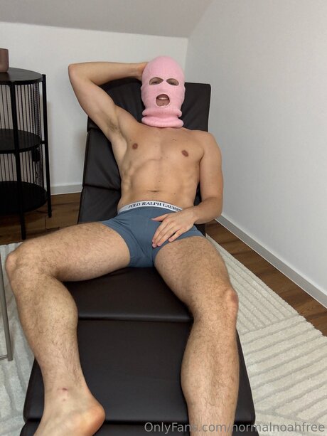 Normalnoahfree nice pornstar image