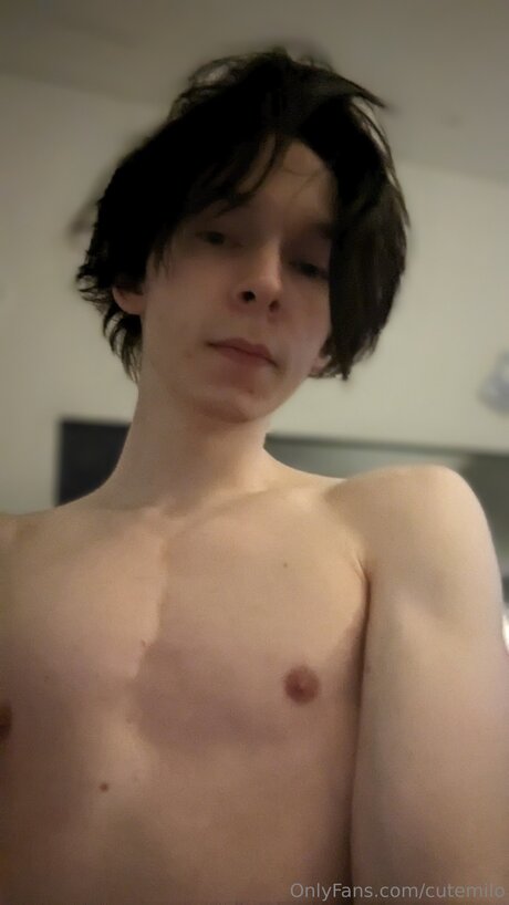 Cutemilo pornstar naked photo