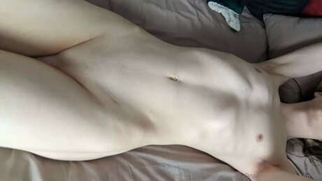 Cutemilo star pornographic photo