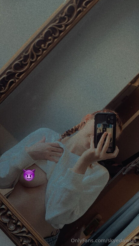 Skyedawsin perfect model photo