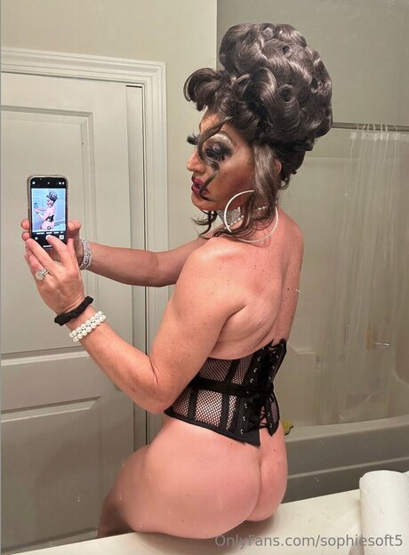 Sophiesoft5 perfect actress photos