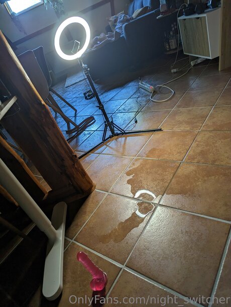 Night Switcher pretty actress gallery