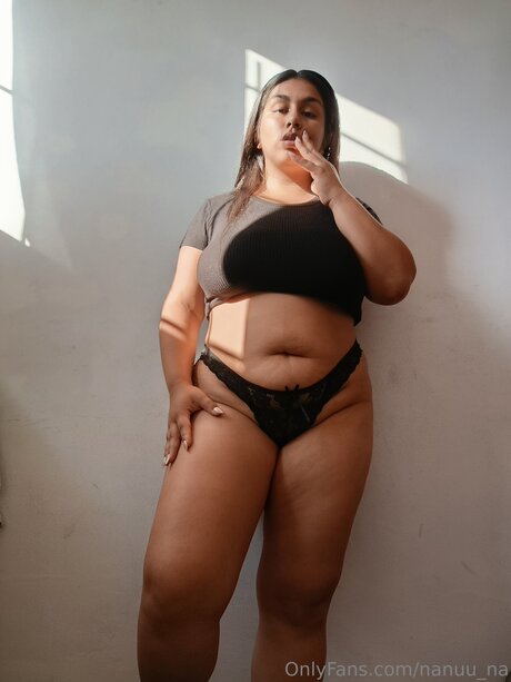 Nanuu Na nudes actress pics