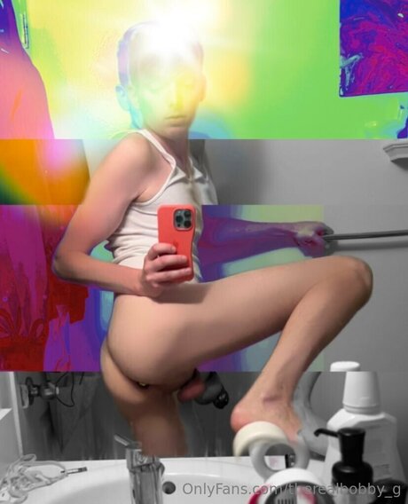 Whiteboygrantt naked model photos