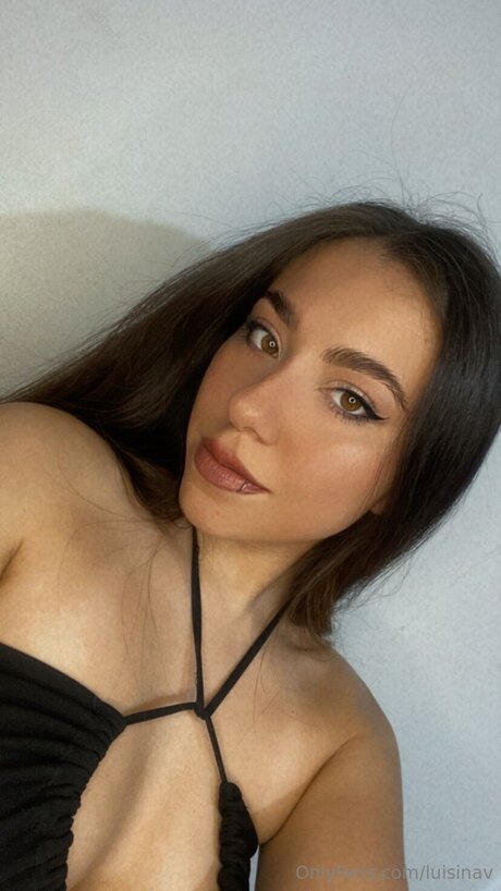 Luisinav xxx pornstar image