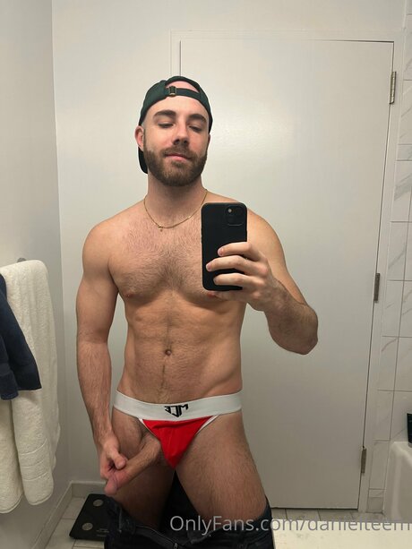 Danielteem model hd pics