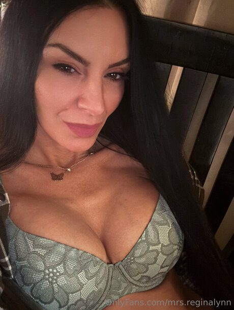 Mrs Reginalynn Profile pic