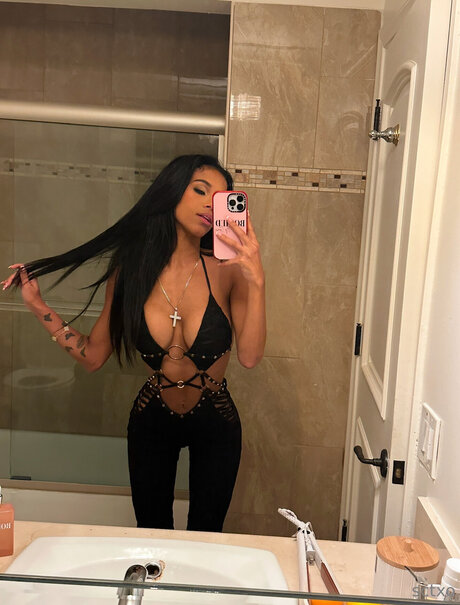 Sydneychasexo pornstar exclusive photos