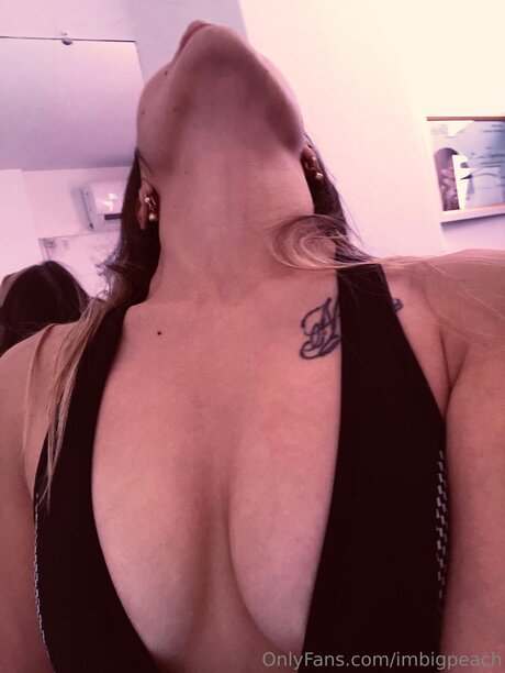 Imbigpeach model pretty galleries