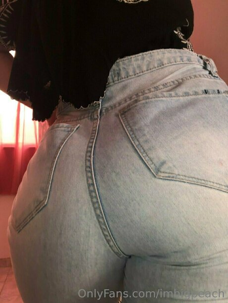 Imbigpeach star naked archive