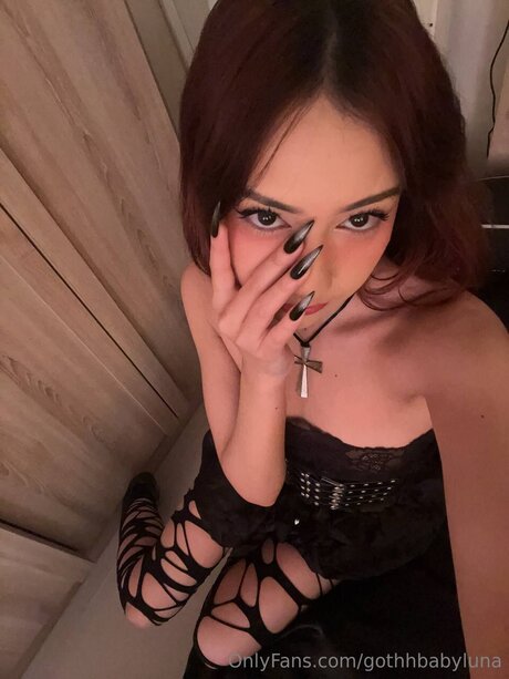 Gothhbabyluna pornstar galleries