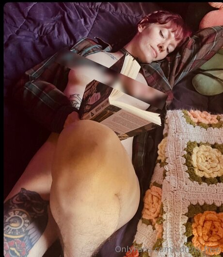 Cdrtroi Free model pornographic pics