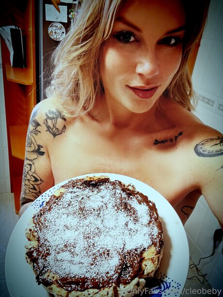 Cleobeby pornstar high quality photos