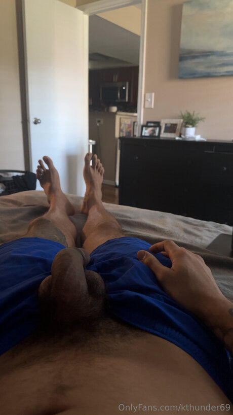 Kthunder69 hot pornstar picture