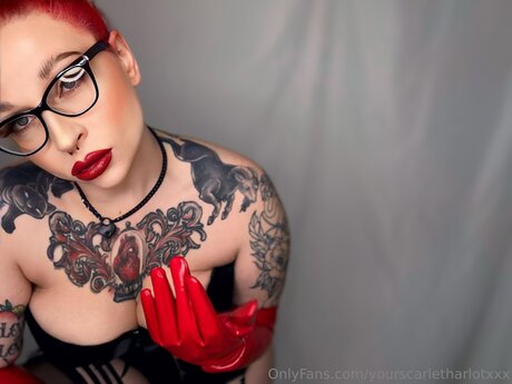 Yourscarletharlotxxx naked actress galleries