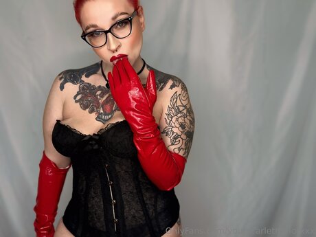 Yourscarletharlotxxx pornstar sex images