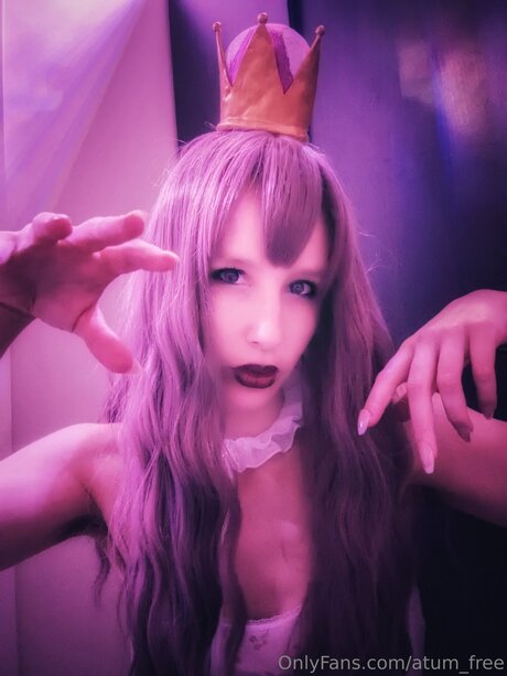 Atum Free model sex archive