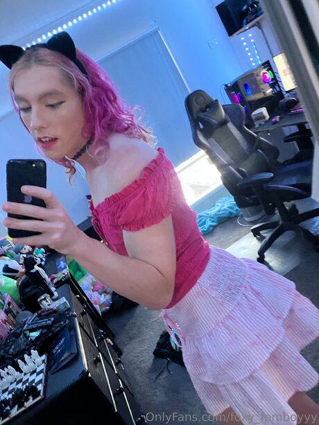 Foxy Femboyyy sexy actress images