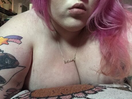 Makenzie Queen model hot images