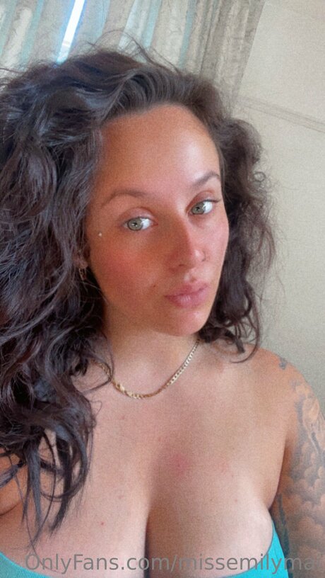 Missemilymai star exclusive img