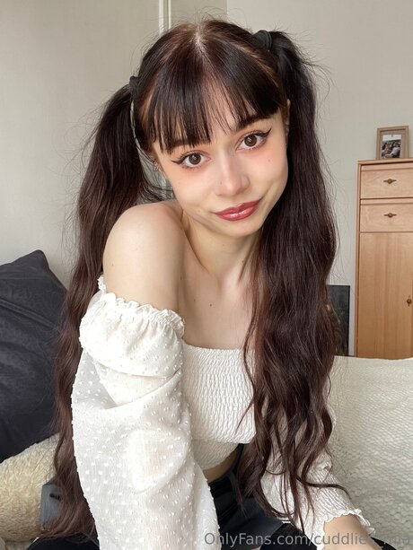 Cuddlies Mia star hd photo