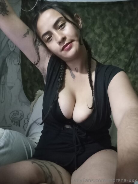 Morena Xxx star porn photo