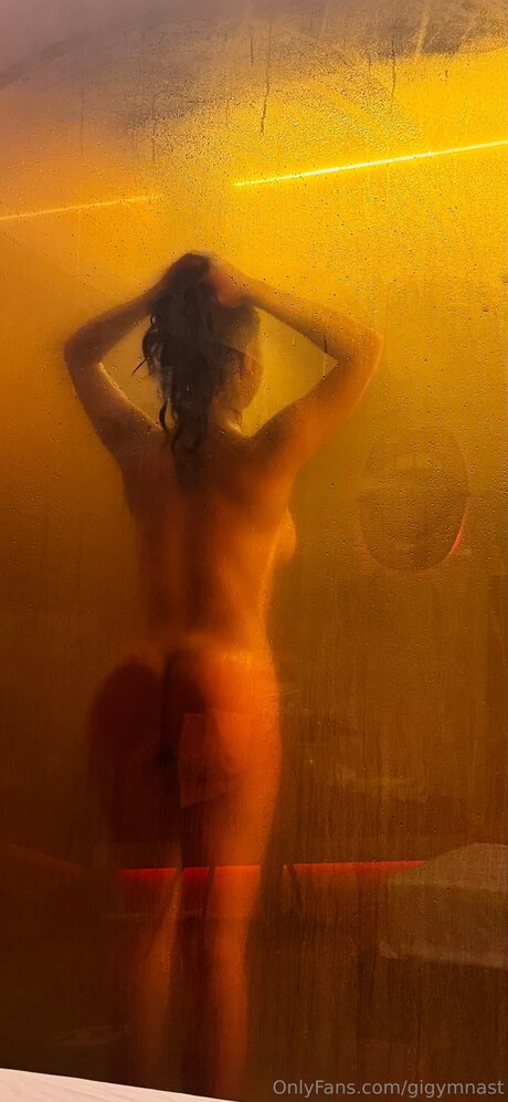 Gigymnast pornstar erotic gallery