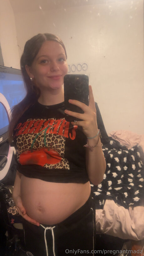 Pregnantmadz model erotic galleries