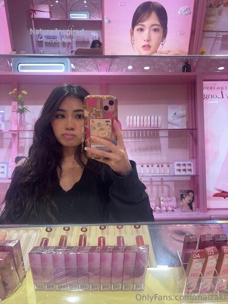 Carrotscake hot actress pictures