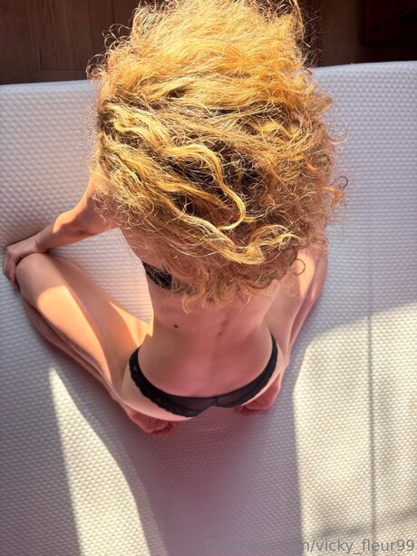 Vicky Fleur99 nice star img