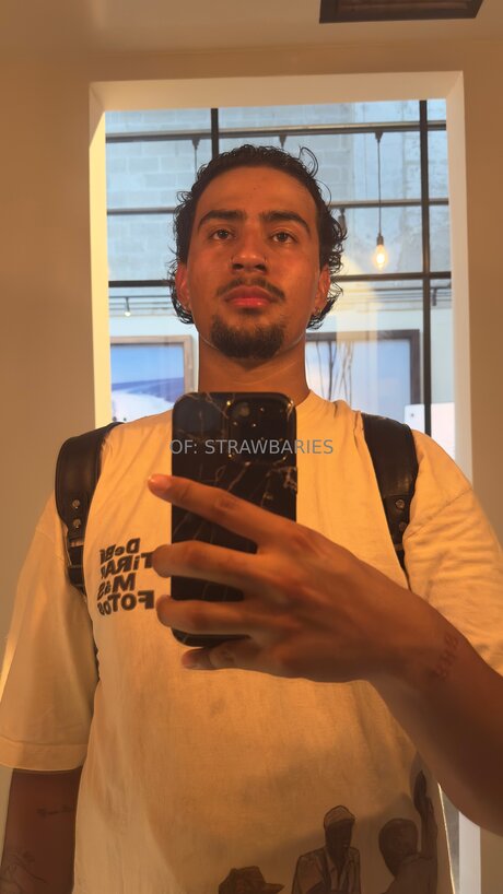 Strawbaries pornstar image