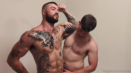 Tworld naked pornstar picture