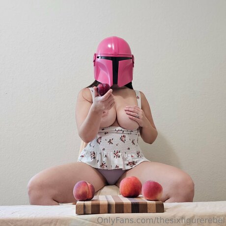 Thesixfigurerebel hd actress picture